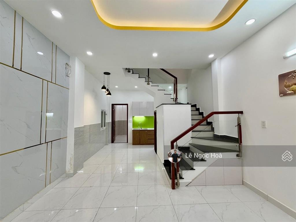 Xô viết nghệ tĩnh gần bến xe miền đông 2 tầng 60m2 chỉ 6.9 tỷ