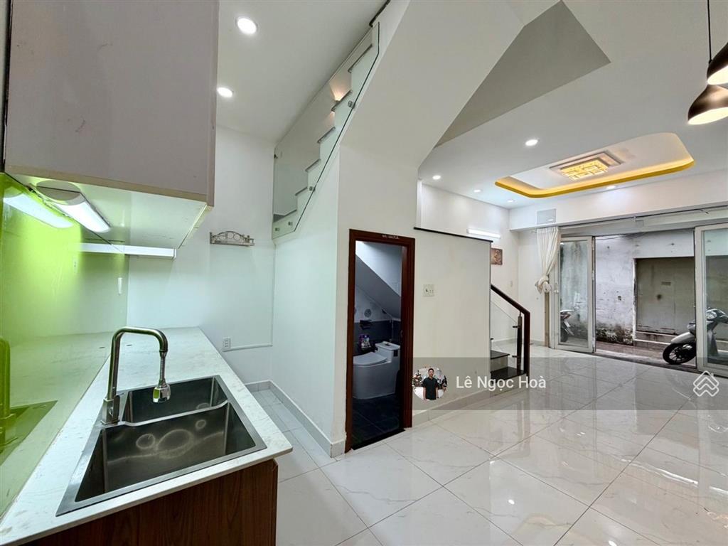 Xô viết nghệ tĩnh gần bến xe miền đông 2 tầng 60m2 chỉ 6.9 tỷ