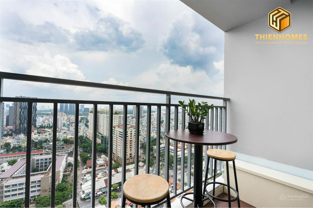 Hot căn duy nhất! bán căn góc river gate 185m2 lầu cao trực diện sông sg chỉ 18,5 tỷ  0931 785 ***