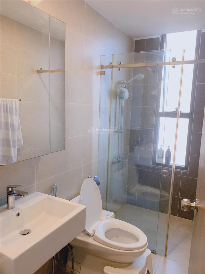 Quá hot! chính chủ cho thuê icon56 1pn 50m2 lầu cao view thoáng chỉ 15,5 tr/th  0931 785 ***