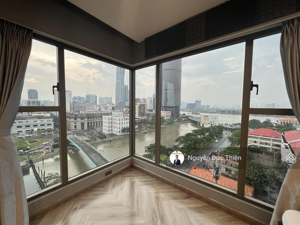 Siêu hot! saigon royal căn góc 3pn 117m2 lầu cao view sông bitexco pháo hoa thủ thiêm 42,9tr/th