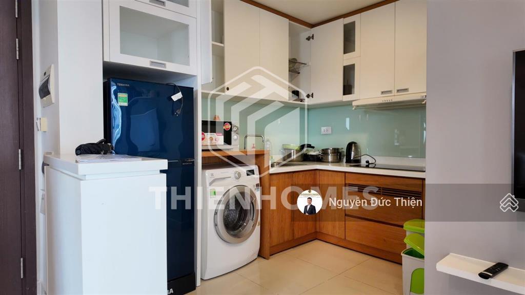 Ở được liền! cho thuê tresor 2pn 65m2 tầng cao cao view sông q1 cực đẹp chỉ 17,9tr/th  0931 785 ***