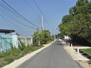 Bán đất thổ vườn 1.000m2 (có 100 thổ )ngay vòng xoay gò dầu, cách chợ 300 mét giá 1 tỷ 350 triệu