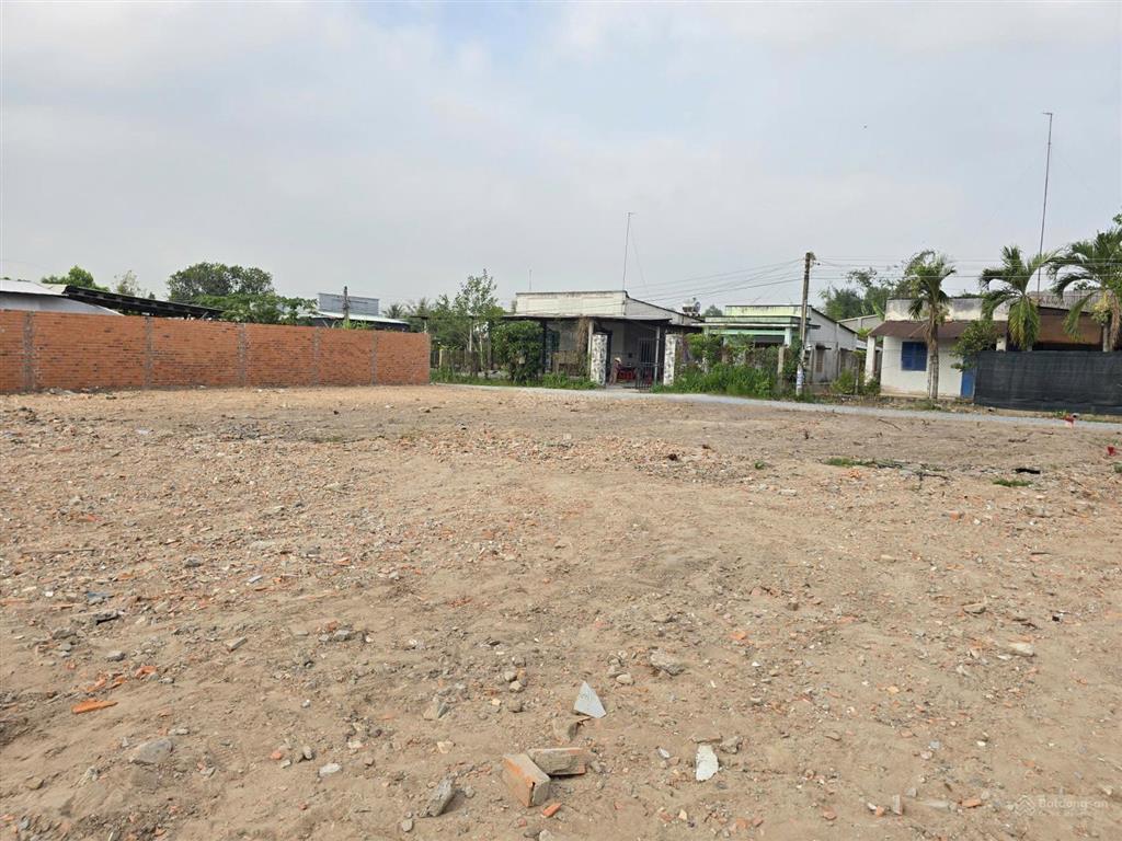 Bán thật không ảo, 850 triệu 584m2 trảng bàng (ngang 7 mét nở hậu 10 mét dài 59 mét) full hồng