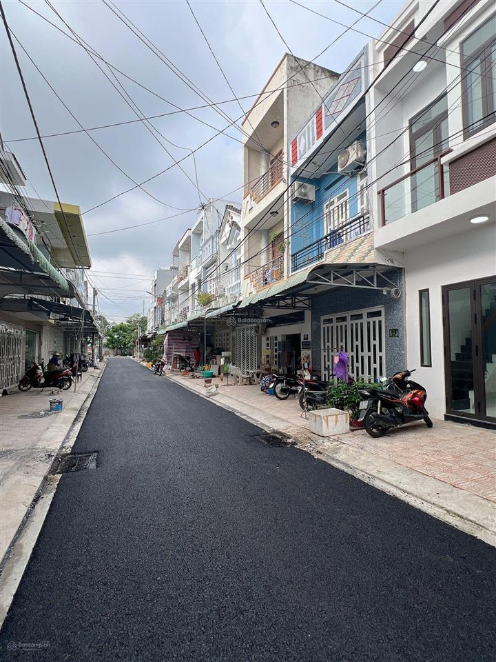 Chính chủ cần bán nhà 4 x 7 lê văn khương giá 1 tỷ 150 có 2pn 2wc gần cầu vượt tân thới hiệp