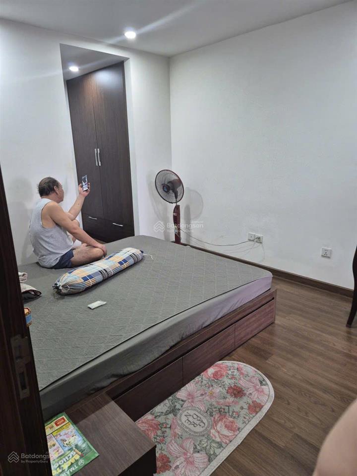 Chủ nhà bán rất gấp căn góc 2pn 83m2 view cv yên sở, full đồ chỉ việc ở, xem nhà  0829 400 ***