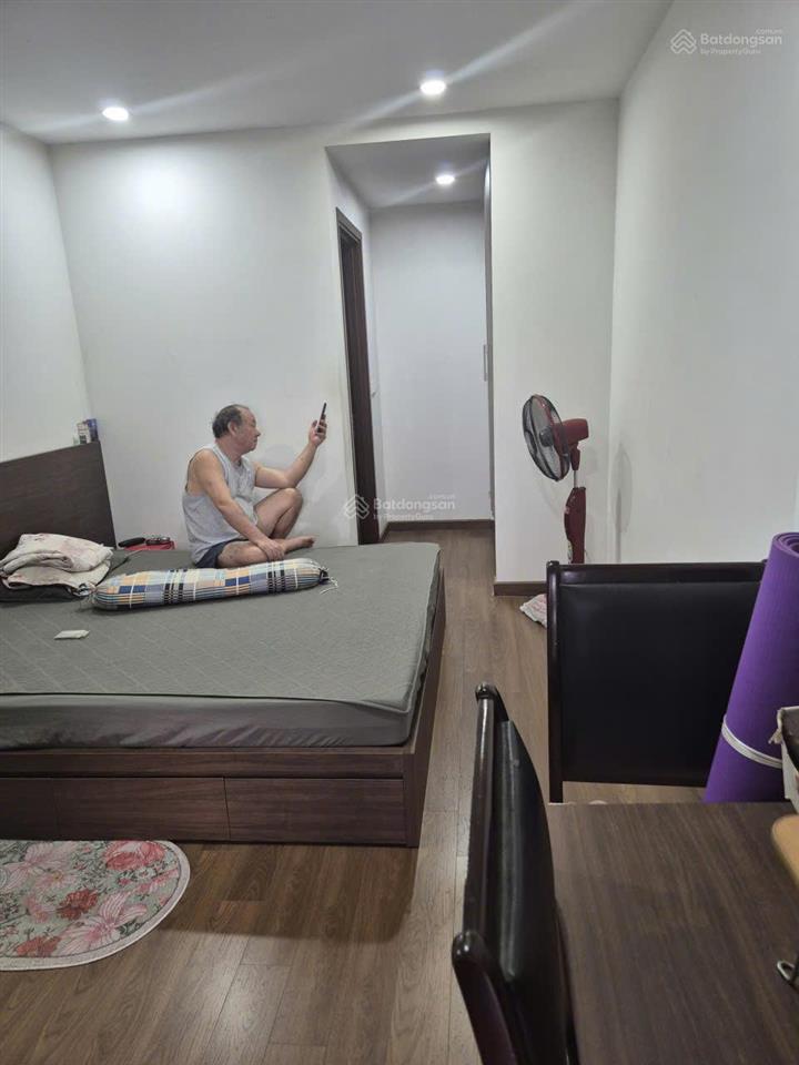 Chủ nhà bán rất gấp căn góc 2pn 83m2 view cv yên sở, full đồ chỉ việc ở, xem nhà  0829 400 ***