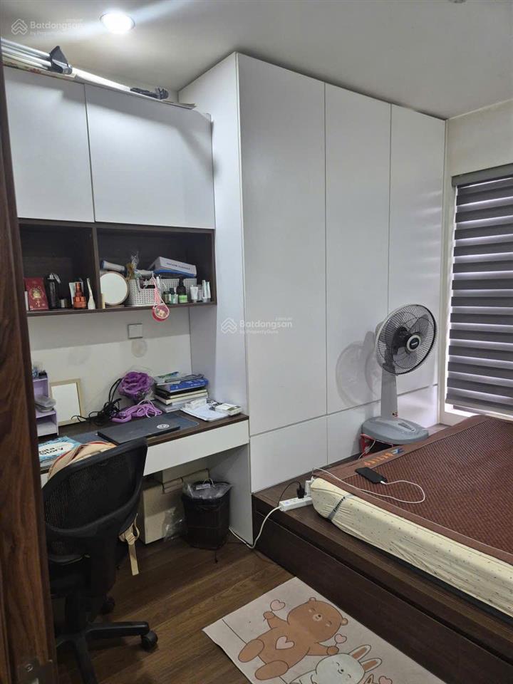 Chủ nhà bán rất gấp căn góc 2pn 83m2 view cv yên sở, full đồ chỉ việc ở, xem nhà  0829 400 ***