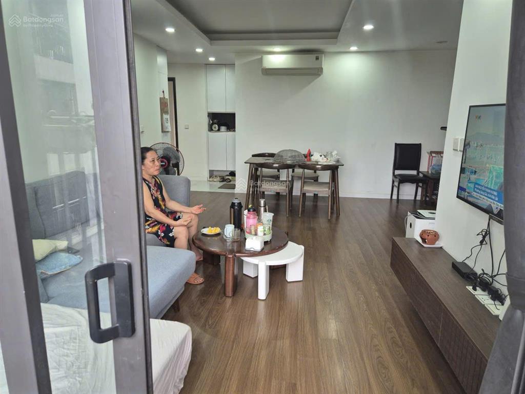 Chủ nhà bán rất gấp căn góc 2pn 83m2 view cv yên sở, full đồ chỉ việc ở, xem nhà  0829 400 ***