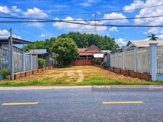 Đất sẵn thổ cư 160m2 giá 250tr đường nhựa sát bên tiệm vàng ở bình dương cũ