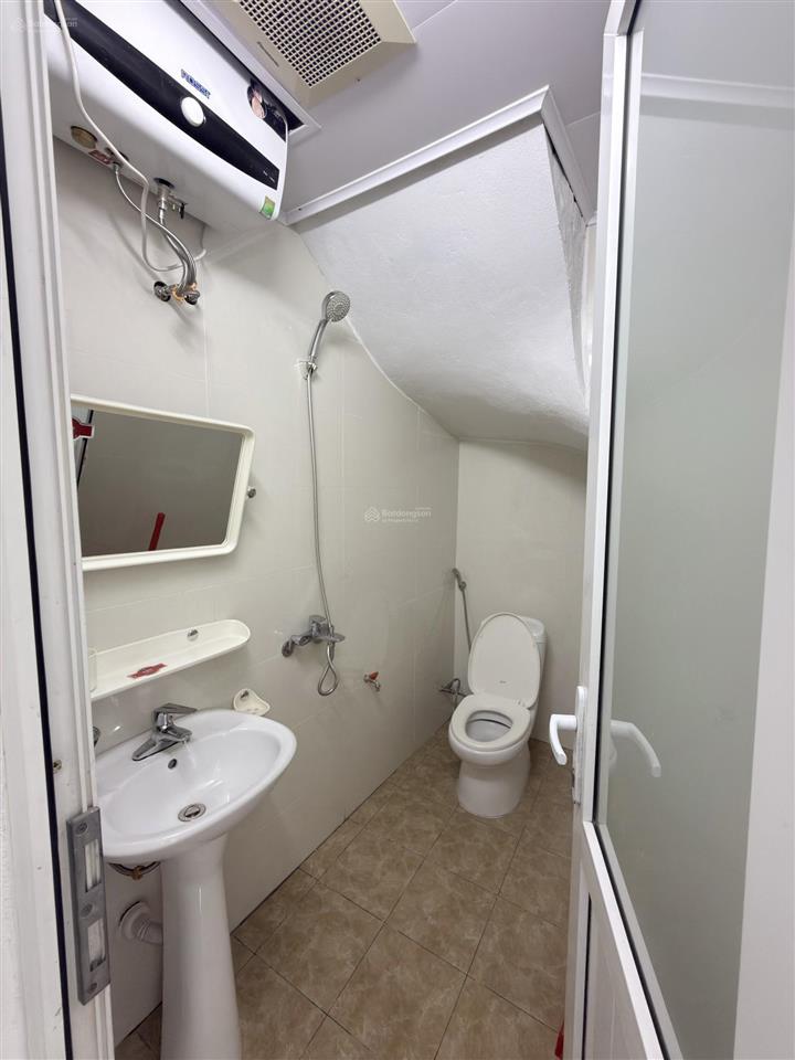 Bán nhà riêng tại 130 tân khai, 4,6 tỷ, 35m2, 1pn, 1wc, 2 tầng