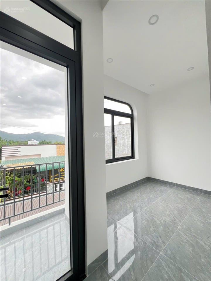 Bán nhà mới 72m2 tại diên thạnh giá 2 tỷ 6