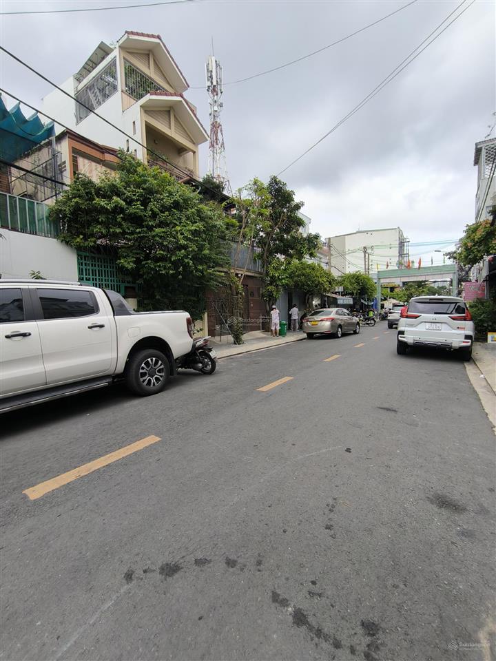 Bán gấp lô đất trống đường số tân quy q7  diện tích 4x18m, giá 11 tỷ tl