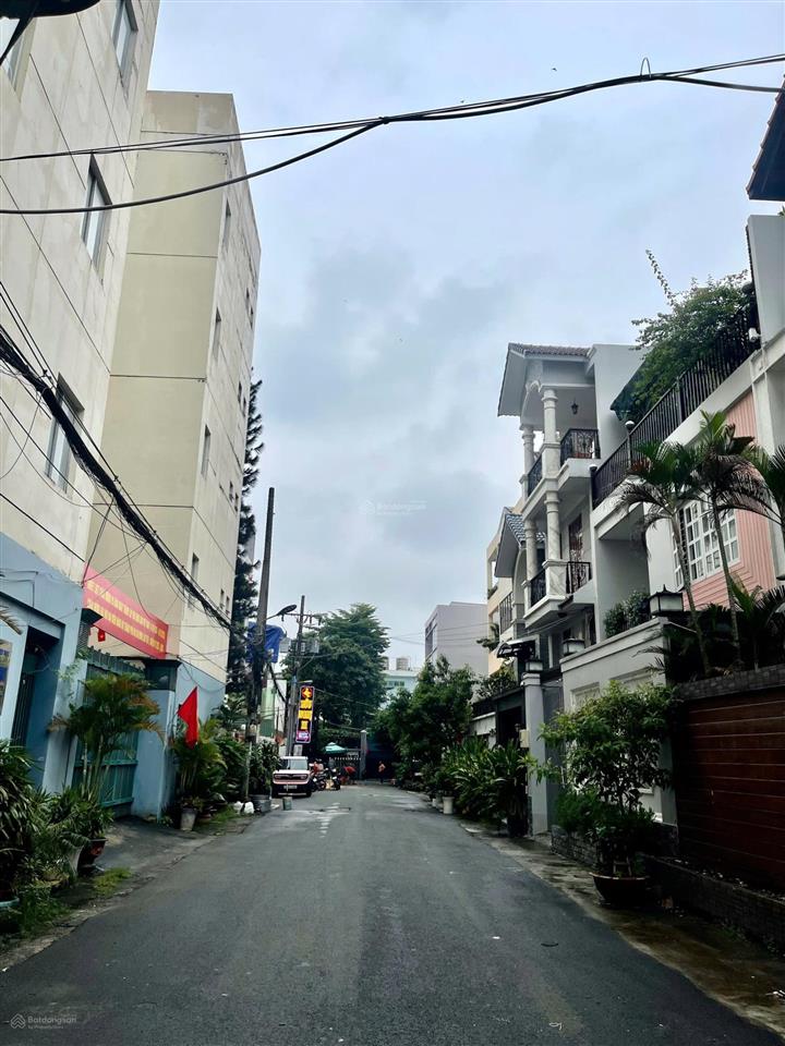 Bán biệt thự mặt tiền nguyễn trọng tuyển, phú nhuận, khu vip, giá cực tốt, khu an ninh