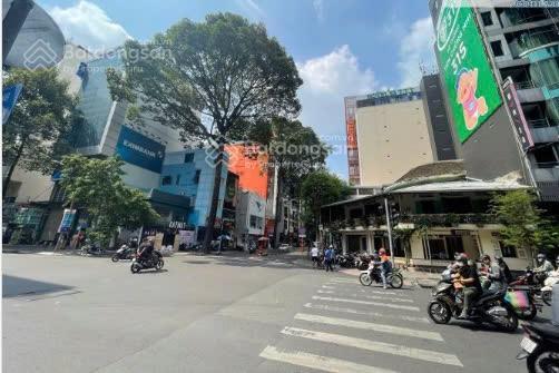 Bán căn góc 2 mt bùi thị xuân , q1 . gần chợ bến thành. siêu vị trí, giá cực tốt