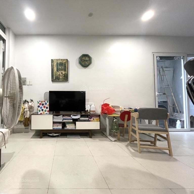 Bán nhà trong tiếc nuối cách aeon tân phú 500m sát mặt tiền, dtsd 63m2, 2 tầng 3pn, 5. x tỷ