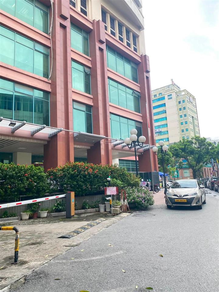 Chuyển nhượng căn hộ tòa thành công  số 57 láng hạ  hộ khẩu ba đình  cạnh thái hà
