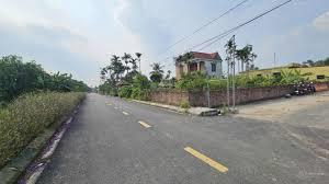 Lô đất 100m2, vuông vẵn, sẵn bìa đỏ, chỉ 7xx tr, cách trục liên xã chỉ 50m