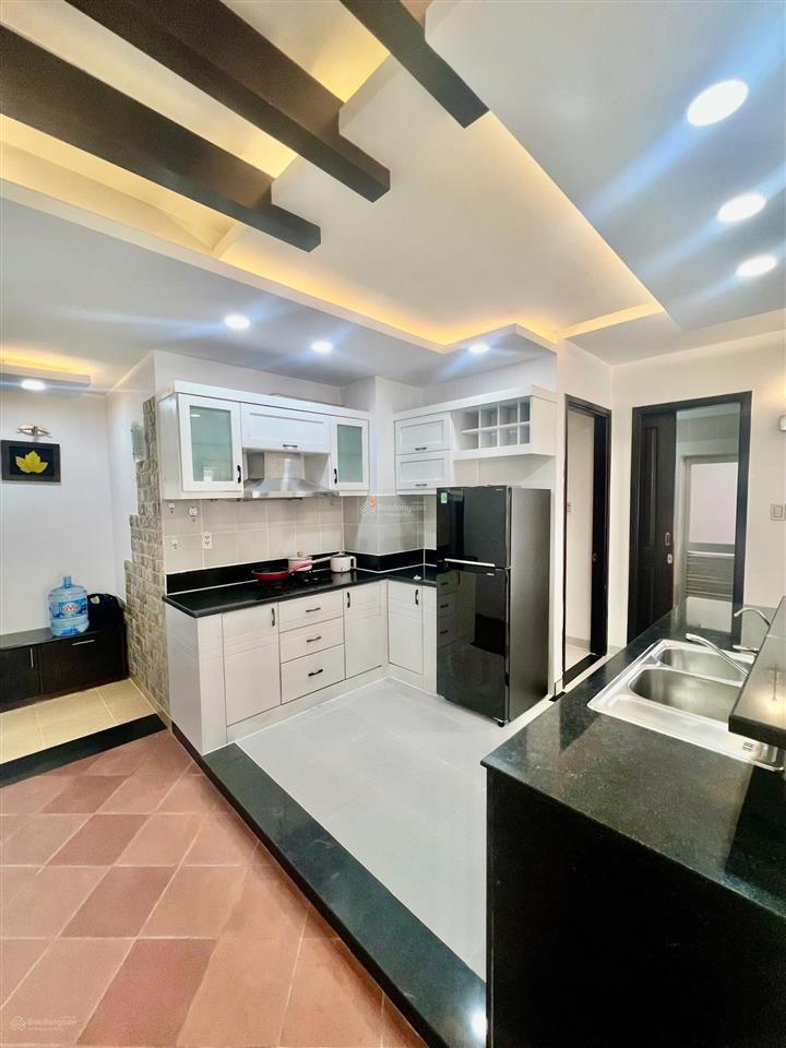 Cần bán 81m, 2pn, 2wc, 5tỷ5, sky garden 2  phú mỹ hưng  quận 7  tp. hcm, khu an ninh, nhà đẹp