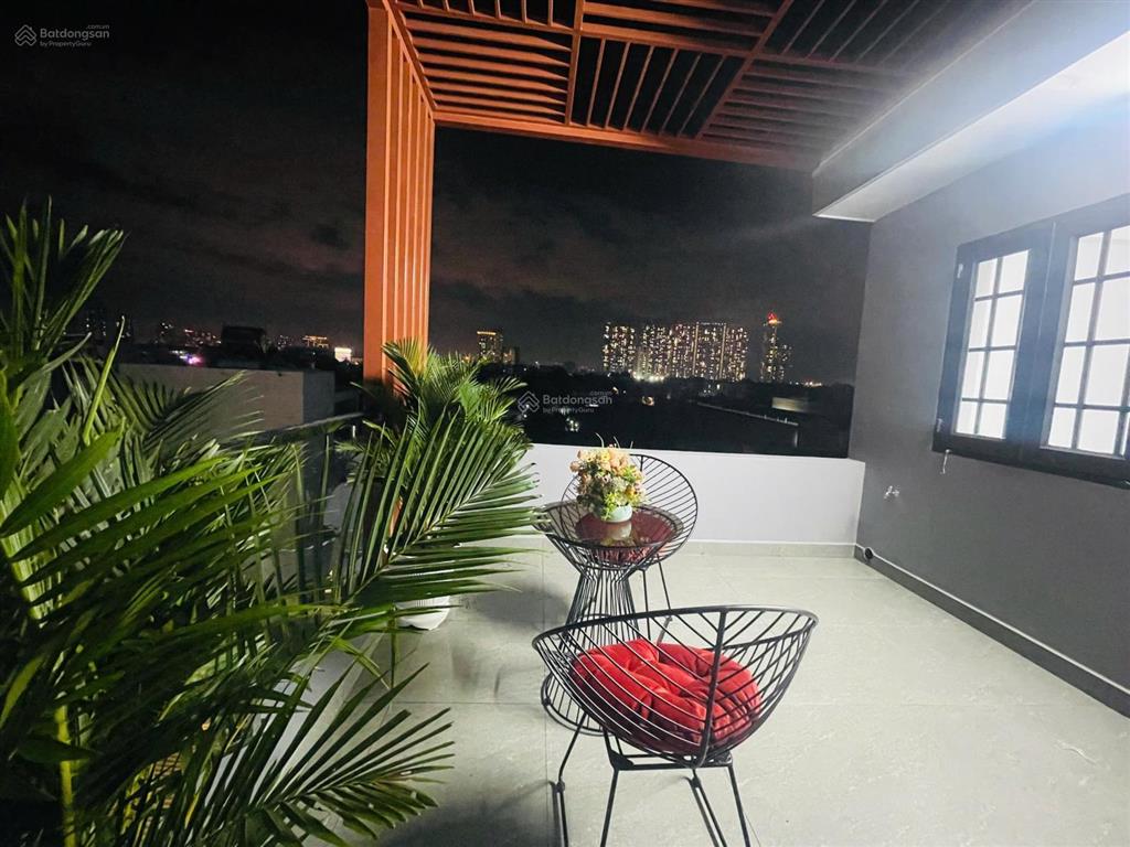 Bán nhanh nhà đẹp 1 trệt 2 lầu, full nội thất, đường chuyên dùng 9, p. phú mỹ, quận 7