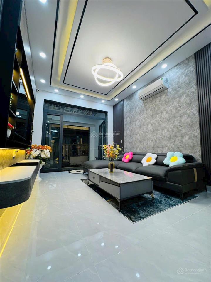 Bán nhanh nhà đẹp 1 trệt 2 lầu, full nội thất, đường chuyên dùng 9, p. phú mỹ, quận 7