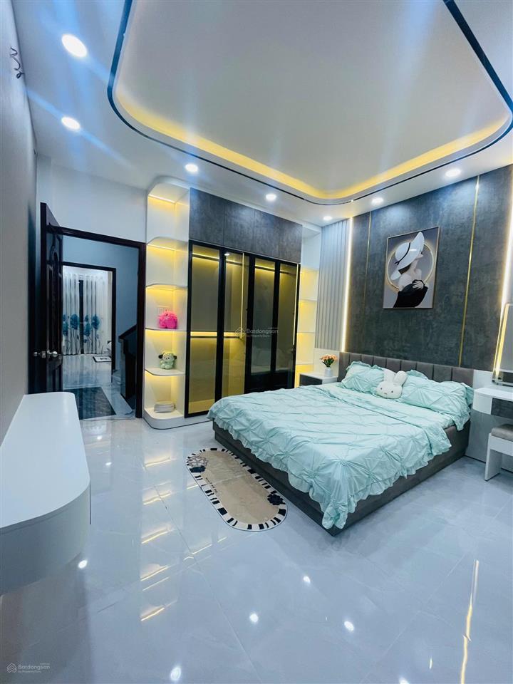 Bán nhanh nhà đẹp 1 trệt 2 lầu, full nội thất, đường chuyên dùng 9, p. phú mỹ, quận 7