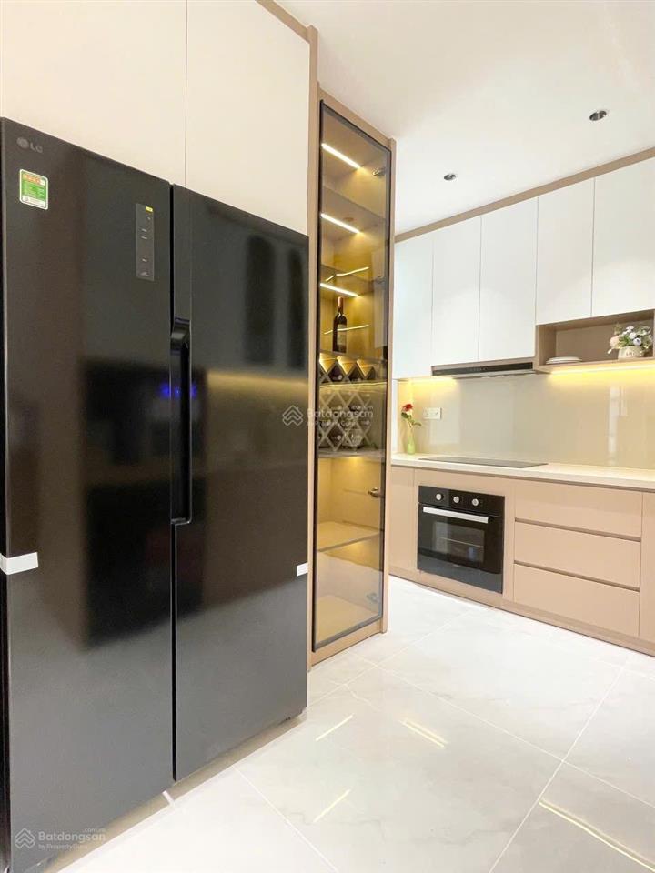 Cần bán căn góc 89m, 3pn, 2wc, 6ty9, nhà đẹp, cửa đông view tây nam, khu an ninh, thân thiện