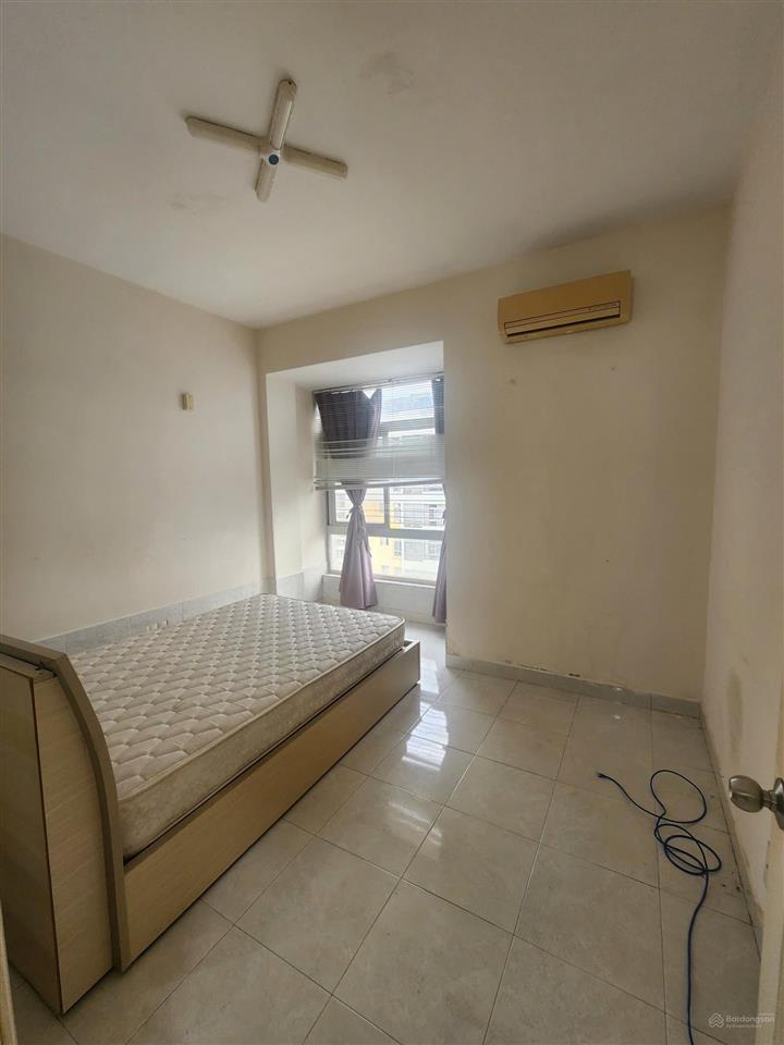 Cần bán gấp căn góc 89m sky 2, 3pn, 2wc, 5ty390, khu an ninh thân thiện cửa đông view tây nam