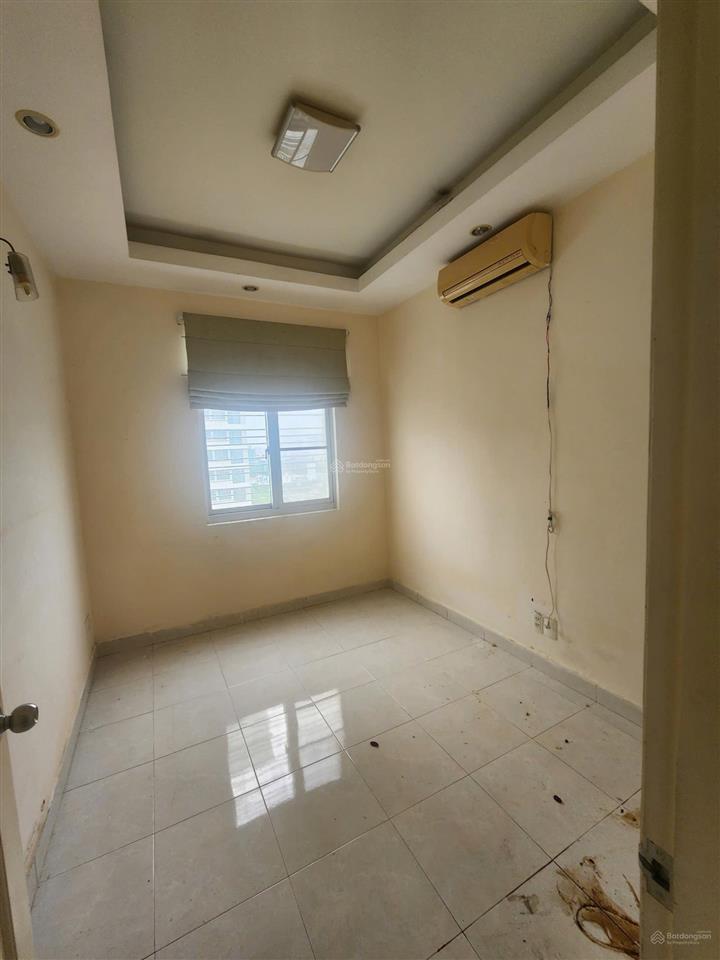 Cần bán gấp căn góc 89m sky 2, 3pn, 2wc, 5ty390, khu an ninh thân thiện cửa đông view tây nam