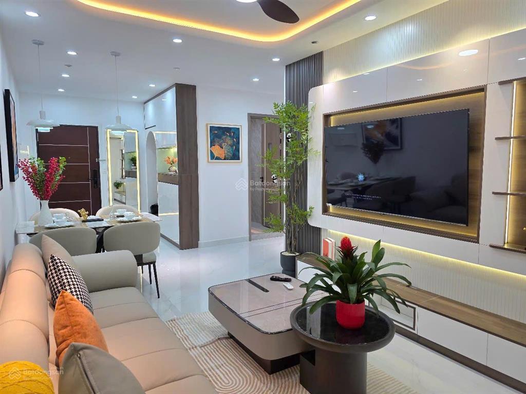 Cần bán căn góc 72m, sky3, 3pn, 2wc, 6ty250, khu an ninh, nhà đẹp lung linh mới 100%, cho thuê 35tr