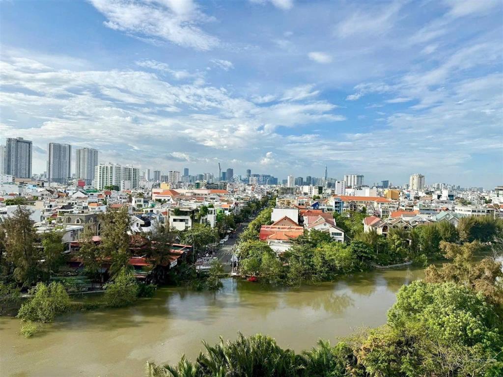Cần bán căn hộ 56.51m, 2pn, 1wc, 4ty9, cho thuê 25tr, nhà đẹp mới 100%, khu an ninh, thân thiện