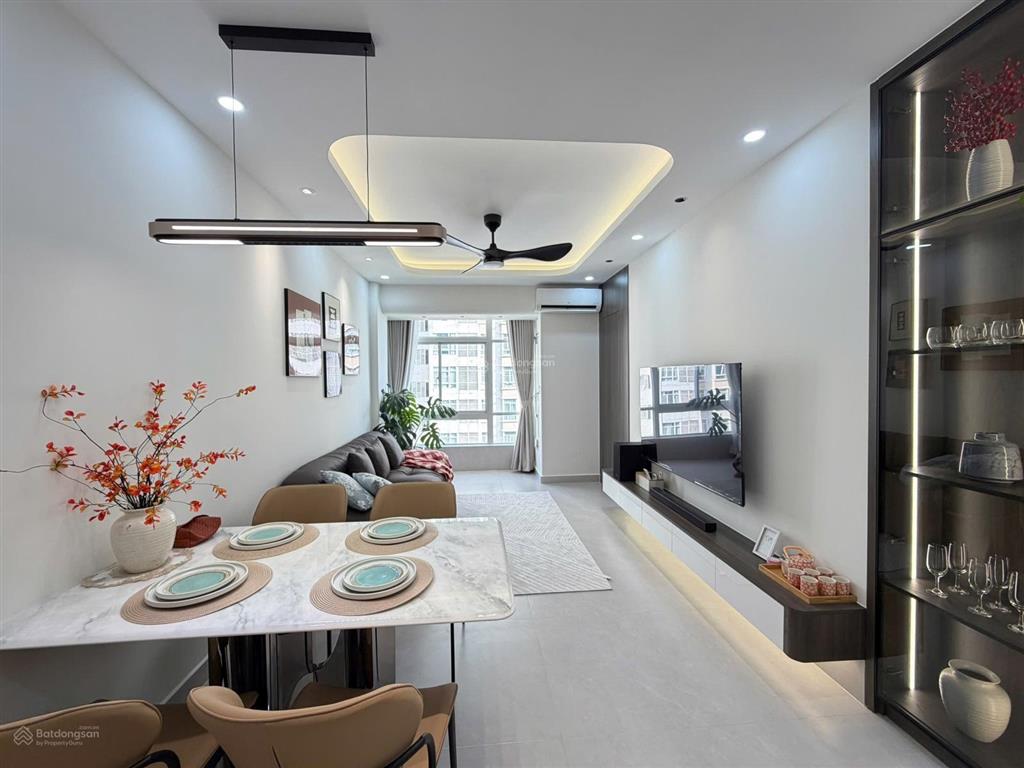 Cần bán căn hộ 69m sky3, 3pn, 2wc, 6ty250, cho thuê 30tr, nhà đẹp nội thất mới 100%, an ninh