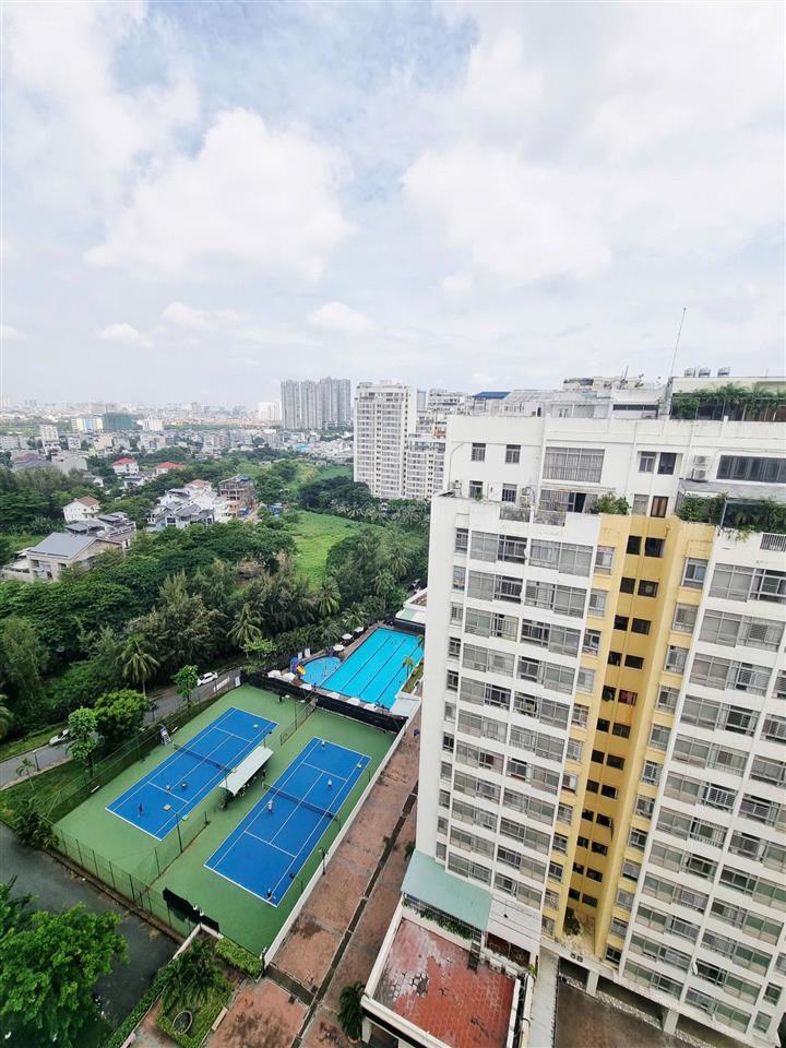 Cần bán căn góc 91m, view hồ bơi, tennis thoáng mát, cửa nam view tây bắc khu an ninh thân thiện