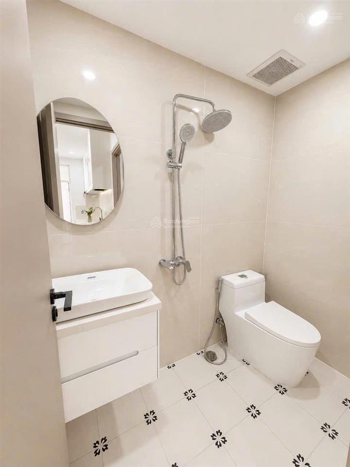Cần bán căn hộ 69m, sky3, 3pn, 2wc, 5ty850, nhà đẹp mới 100%, khu an ninh thân thiện