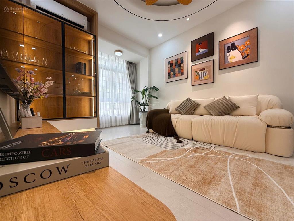 Cần bán sky2, 71m, 2pn, 1wc, 5ty850, cho thuê 28tr, nhà đẹp lung linh an ninh thân thiện
