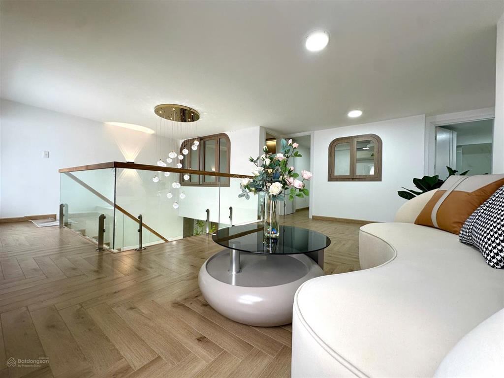 Cần bán duplex sky1, 171m2, 5pn, 4wc, 10tỷ, nhà đẹp, sẵn hđt 45tr, khu an ninh, thân thiện