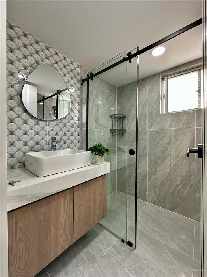Cần bán duplex sky1, 171m2, 5pn, 4wc, 10tỷ, nhà đẹp, sẵn hđt 45tr, khu an ninh, thân thiện