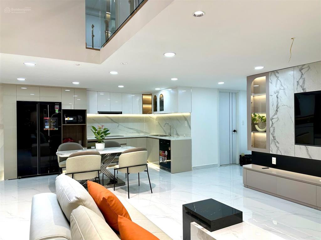Cần bán duplex sky1, 171m2, 5pn, 4wc, 10tỷ, nhà đẹp, sẵn hđt 45tr, khu an ninh, thân thiện