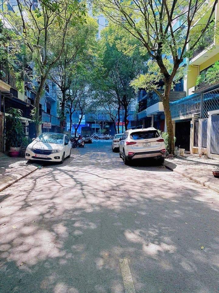 Bán nhà phố lưu quang vũ cầu giấy dt 40m² x 5.5 tầng nhà đẹp vị trí trung tâm sổ đỏ chính chủ