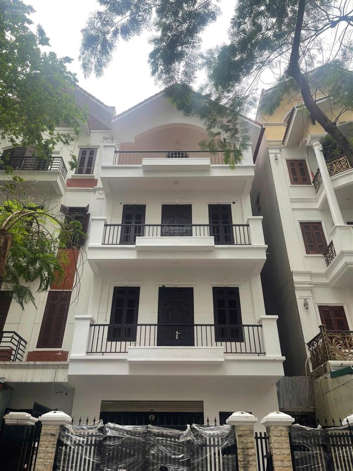Bán nhà nguyễn bá khoản vị trí cực đẹp 30m ra mặt phố, diện tích 100m 5 tầng mt 6m.giá tốt