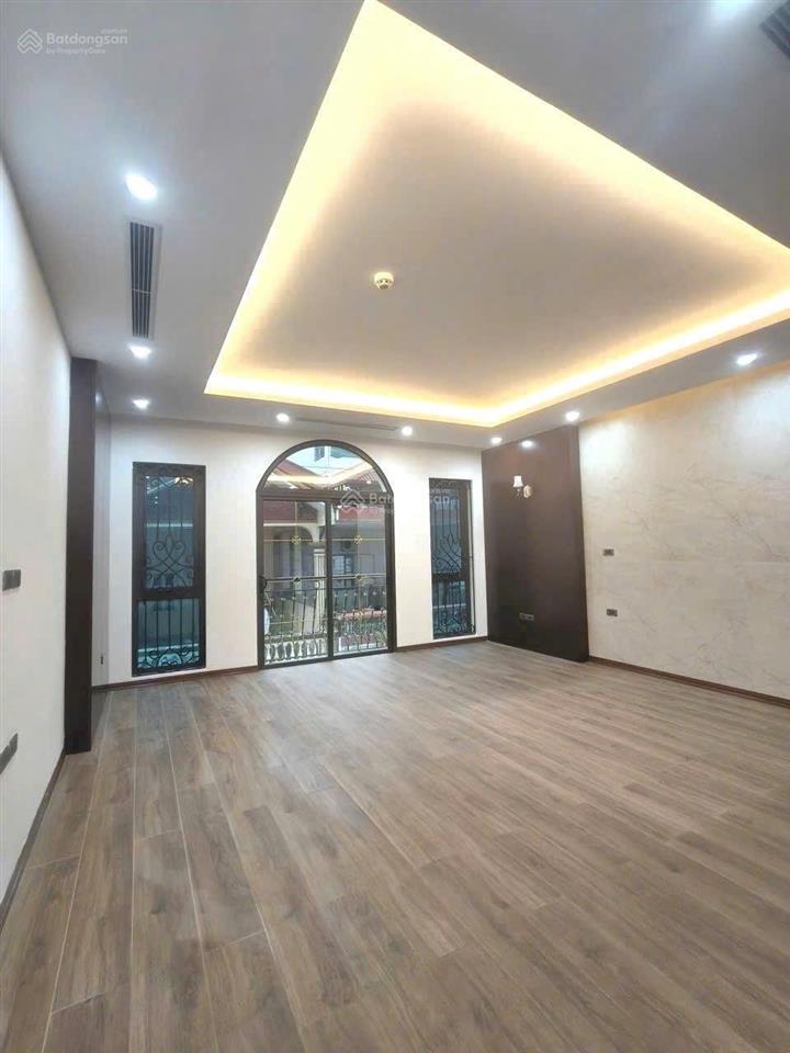 Cho thuê nhà vũ phạm hàm 100m² x 7 tầng mt 6m thang máy pccc ô tô tránh phù hợp văn phòng showroom
