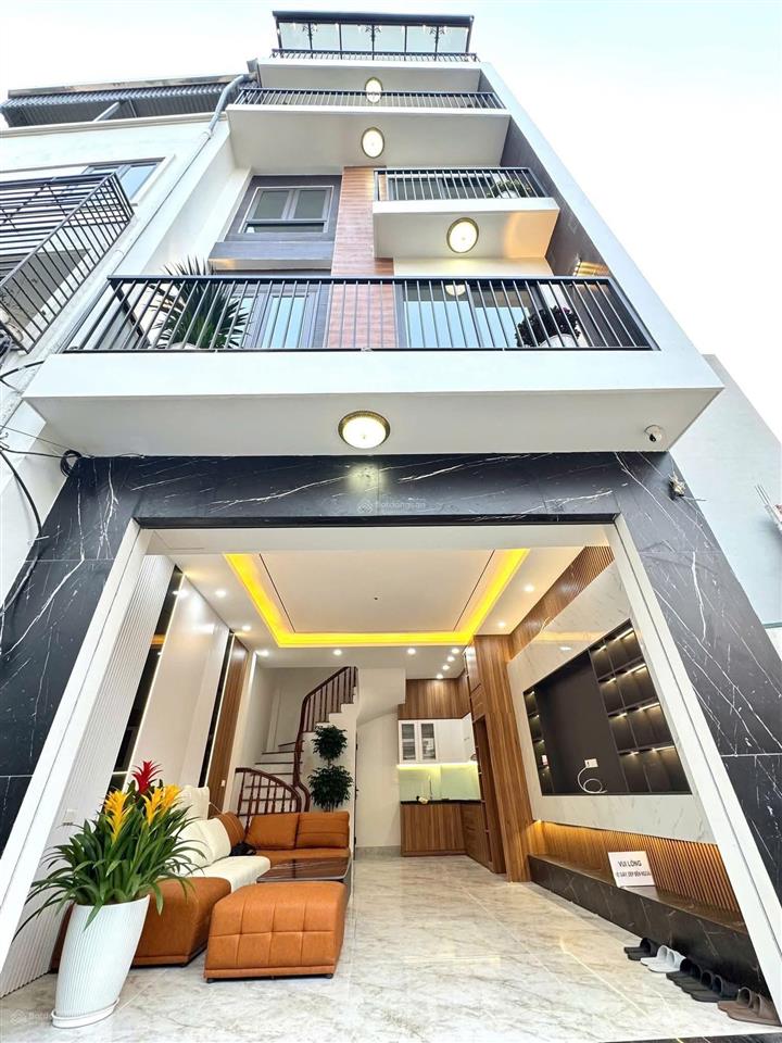 Cho thuê nhà trung kính 50m2 x 4,5 tầng, mặt tiền 4m, nhà đẹp làm văn phòng