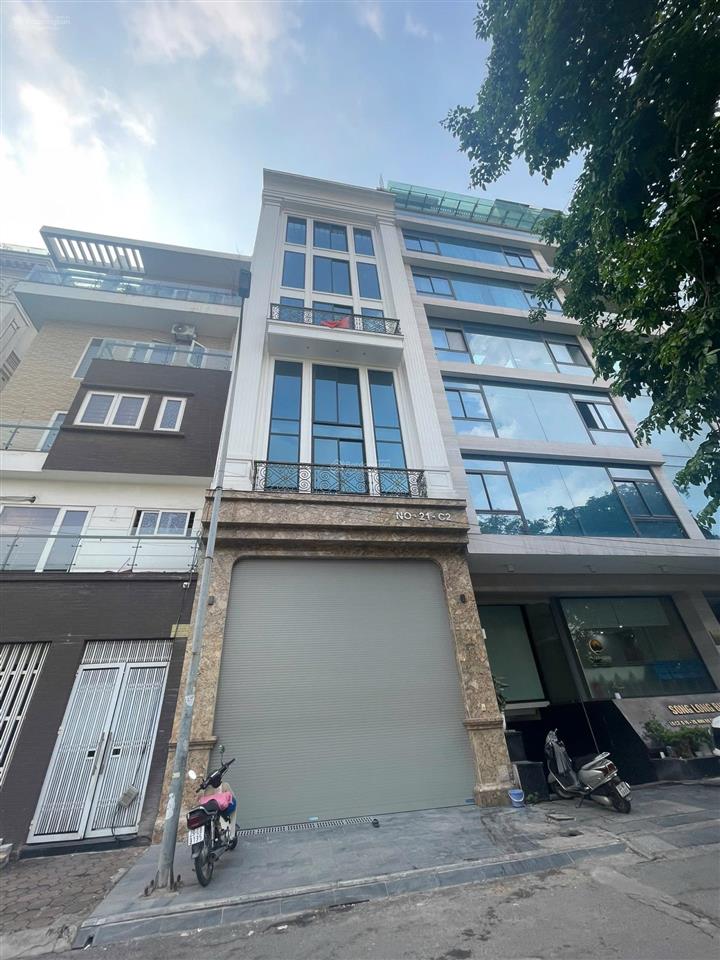 Cho thuê nhà nguyễn khang 55m2 x 7 tầng, mặt tiền 5m, thông sàn, thang máy, giá 30 triệu/tháng