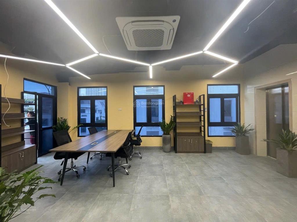 Cho thuê mặt phố nguyễn xiển 60m2 8 tầng, mặt tiền 4m, đã có pccc, vị trí kinh doanh đẹp, 50 tr/th