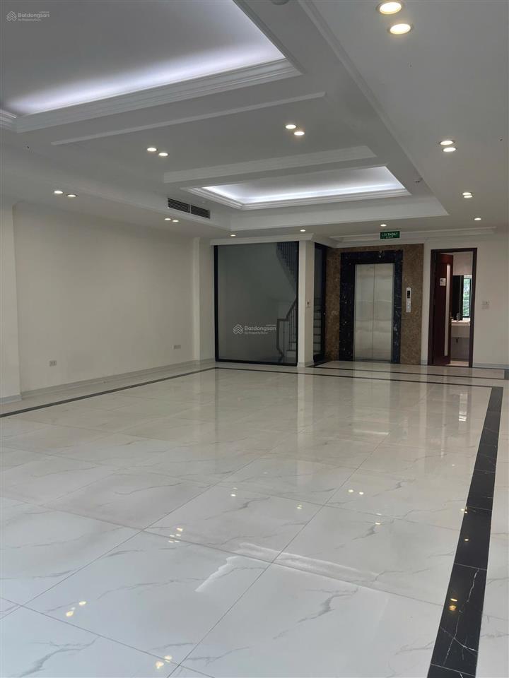 Cho thuê nhà trung yên 90m2 x 7 tầng, mt 6m, thông sàn, thang máy, vị trí đẹp, giá 70tr/tháng ctl