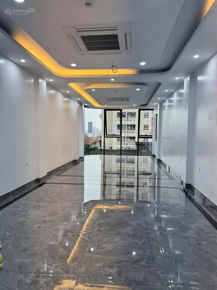 Cho thuê nhà lô góc yên hòa dt 80m2 x 7 tầng 1 hầm, thông sàn, thang máy, pccc, giá 75 triệu