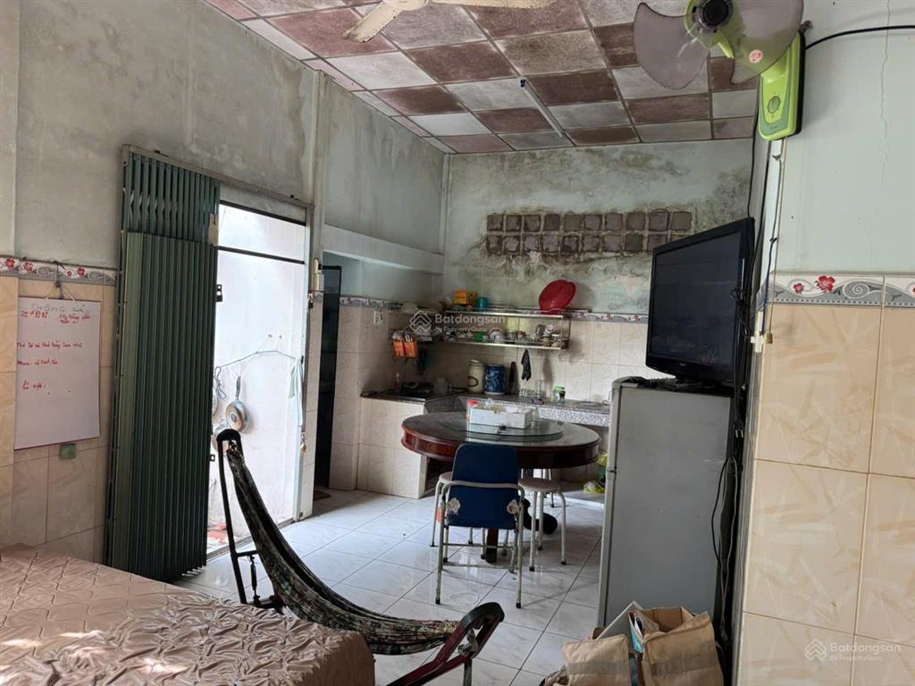 Bán nhà riêng 96/6a lê thị hồng gấm, 4,7 tỷ, 165m2, uy tín giá cực chất