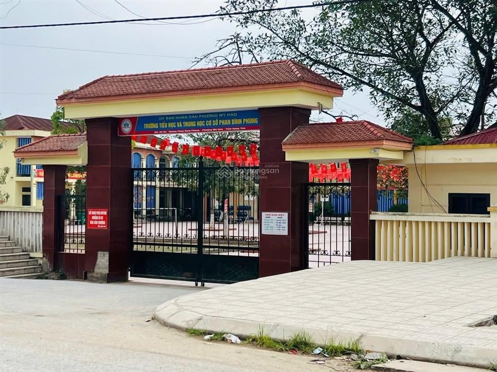 200m ra tỉnh lộ (chủ cần bán gấp)