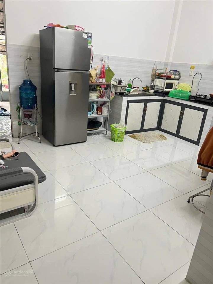 Chủ kẹt tiền cần bán gấp căn nhà 33m2 ở đường phạm quý thích tân phú 1t1l có shr và hxh