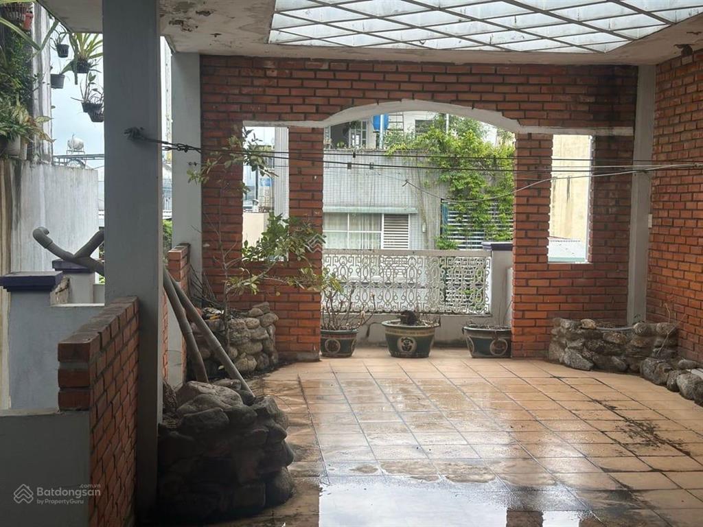 Bán nhà 4 tầng mặt phố trưng nữ vương, gần cầu rồng đà nẵng